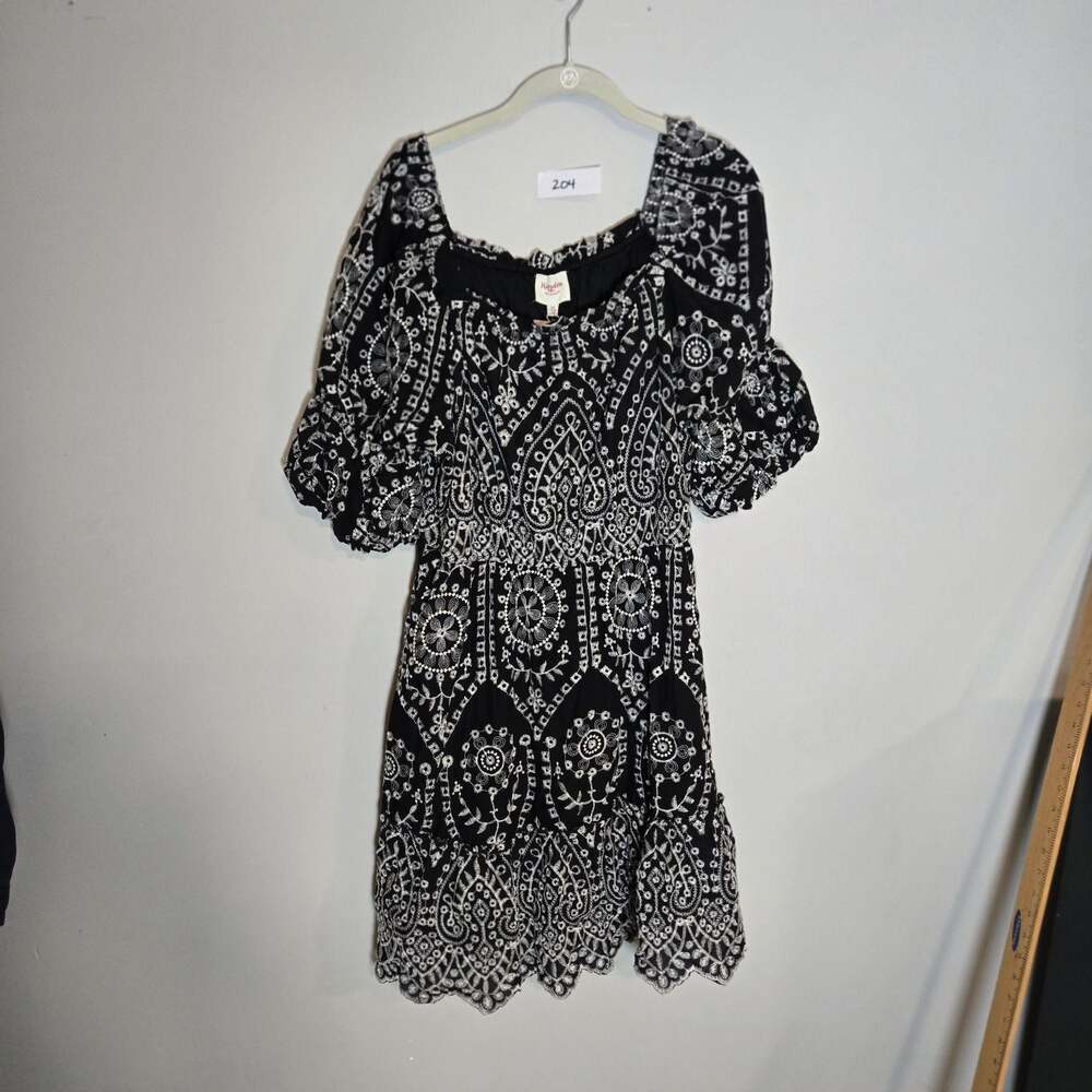 Hayden Los Angeles Class and Sass Black and White Embroidered Puff Sleeve Mini D